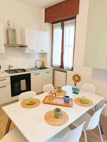 A Casa di Heidi Bollate Vicino a Rho Fiera E Ospedale Galeazzi — 4-Star Luxury Hotel in Bollate, Italy