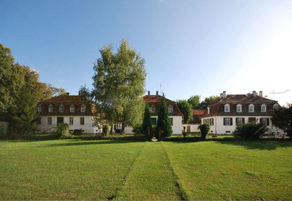 Jagdschloss Moenchbruch — hotel in Moerfelden-Walldorf