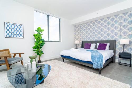 Stylish Studio Miami Suite Oasis Near Calle Ocho & Brickell — 4-Star Luxury Hotel in Miami, United States