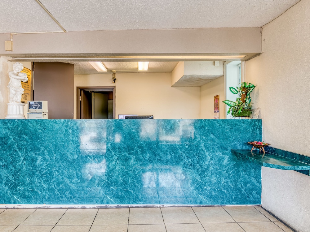 OYO Hotel Jackson North I 55 - photo 3