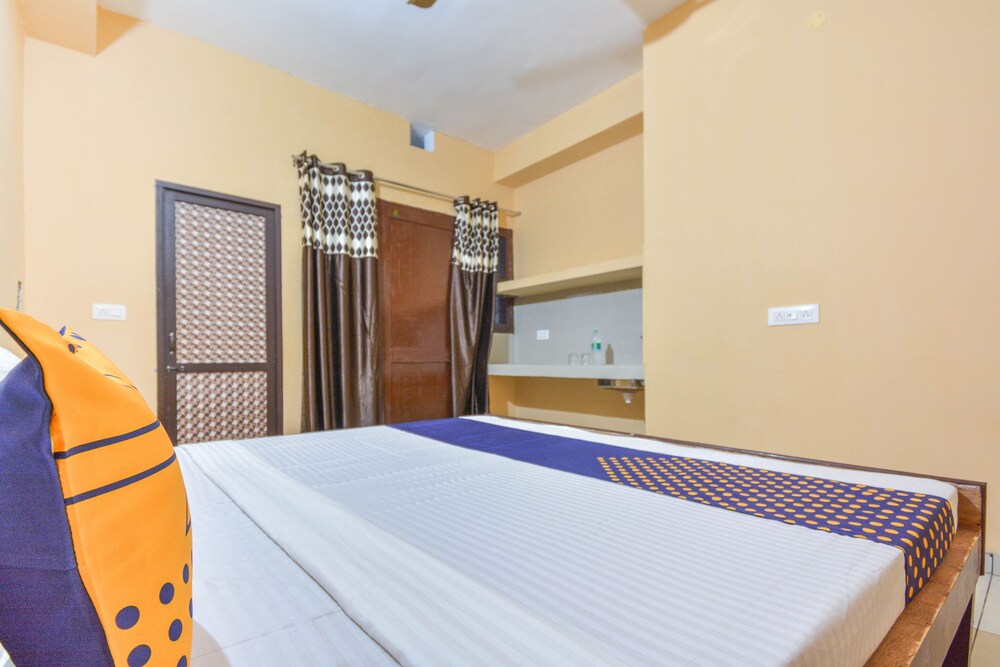 Spot On Hotel Diamond in Mohali, India