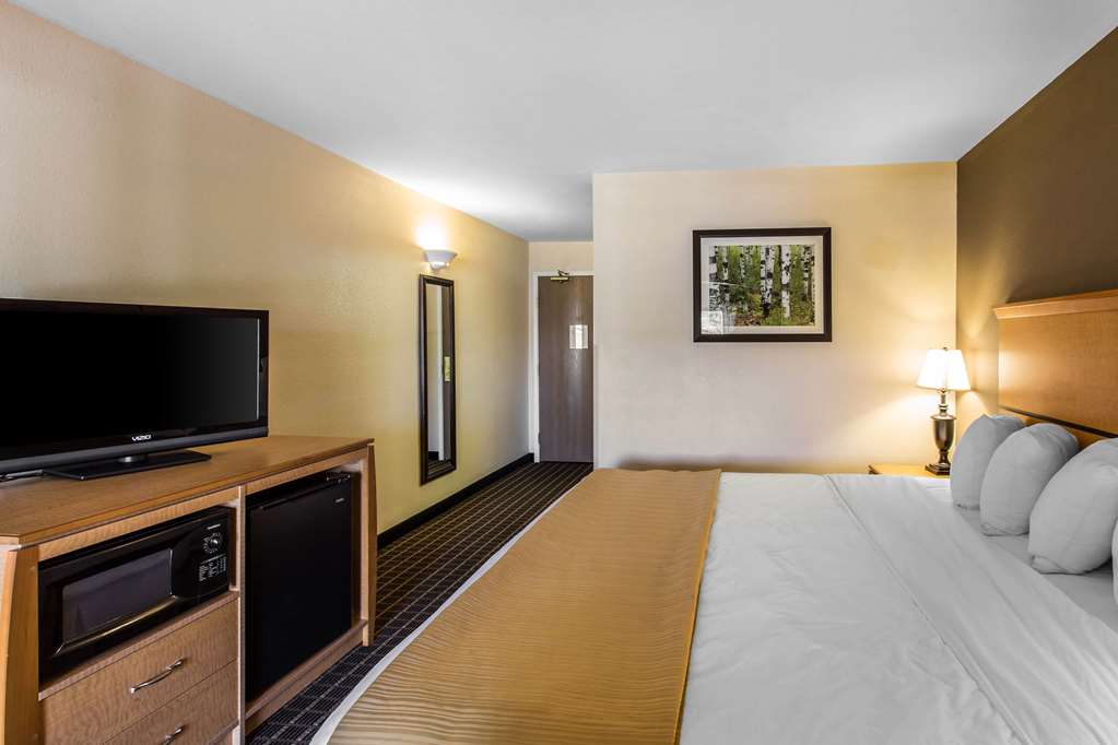 Quality Inn & Suites Silverthorne Copper Mountain - photo 13