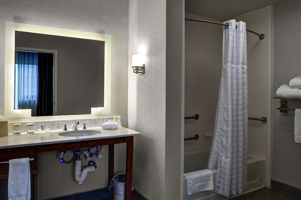 Homewood Suites by Hilton Richmond Downtown - photo 25