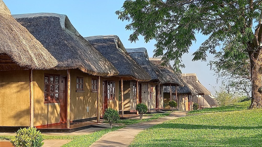 Mpale Cultural Village — hotel in Mangochi