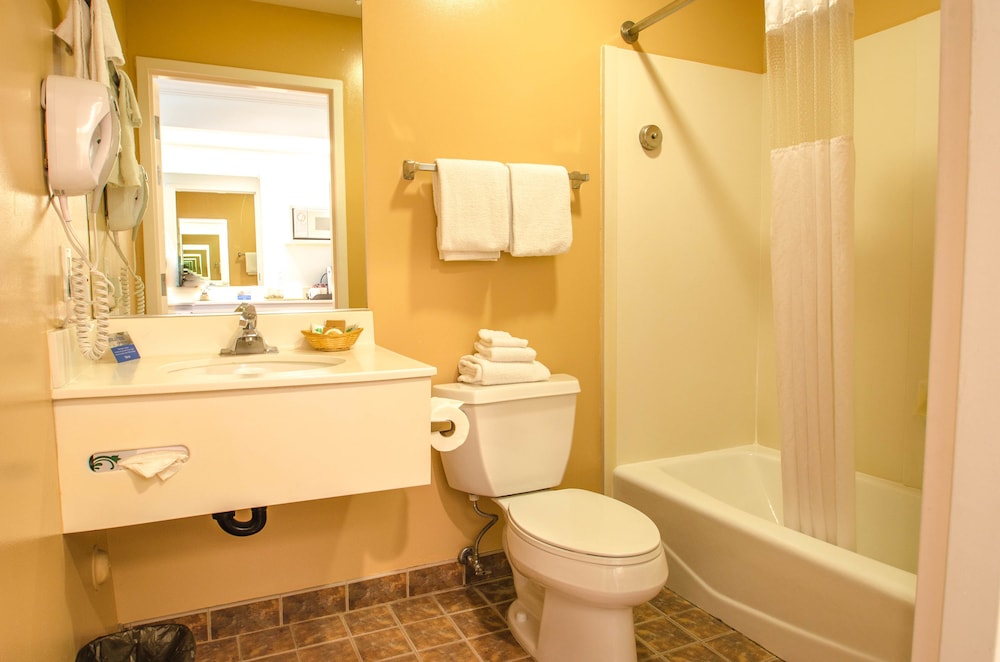 Continental Inn - photo 22