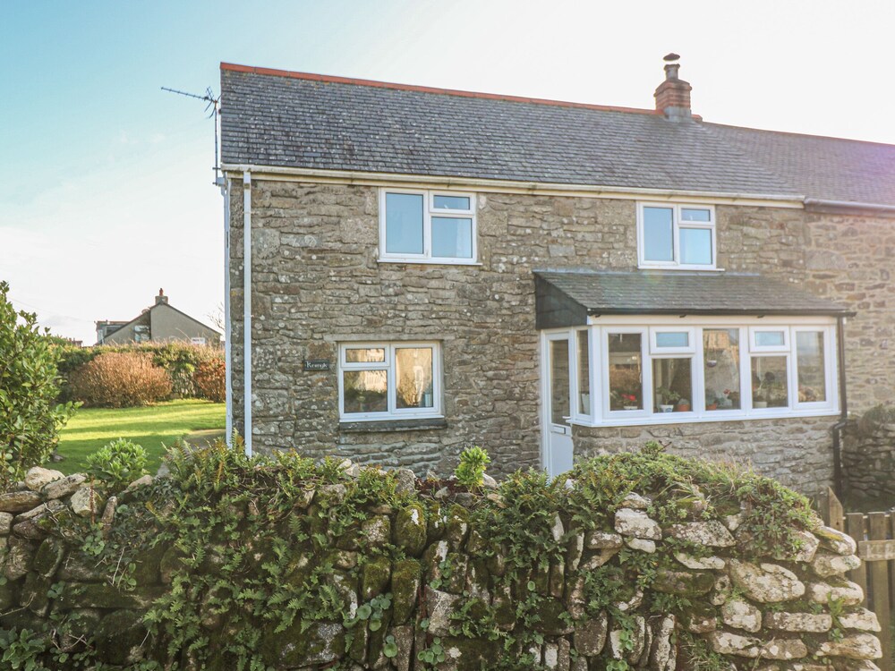 Kernyk - carbon neutral hotel in Helston