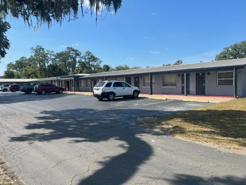 LaBelle Motel - featured photo