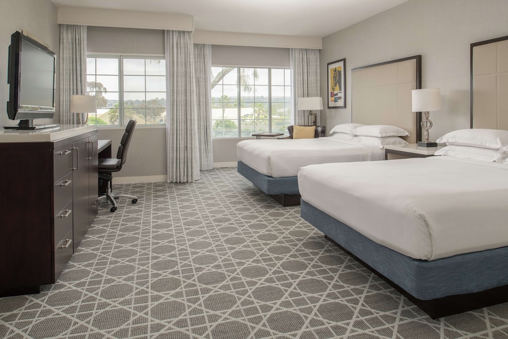 Hilton San Diego Del Mar - photo 5