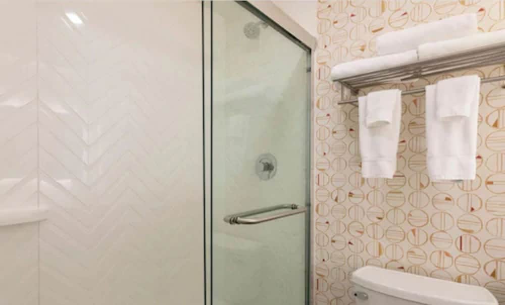 Holiday Inn Marquette by IHG - photo 23