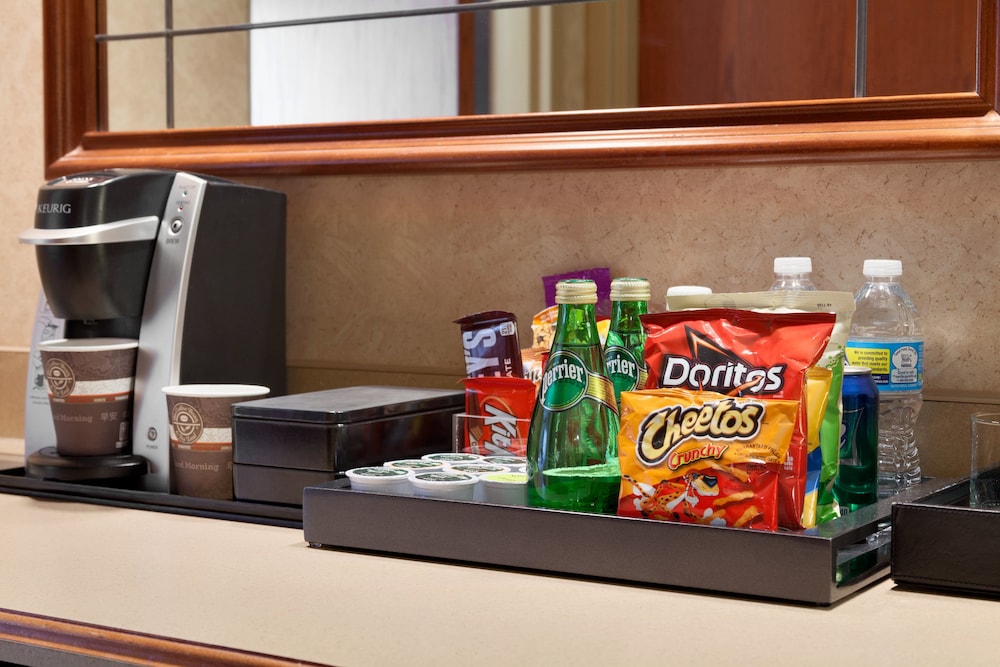 Embassy Suites Little Rock - photo 43