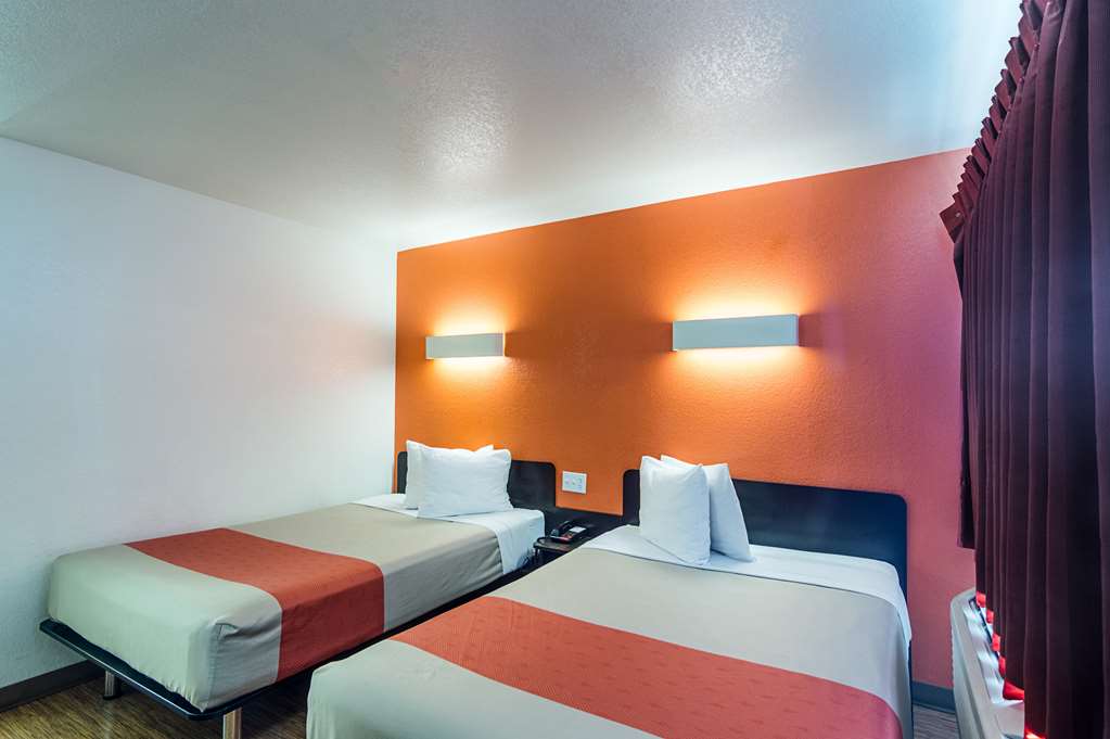 Motel 6 Ardmore OK - photo 13