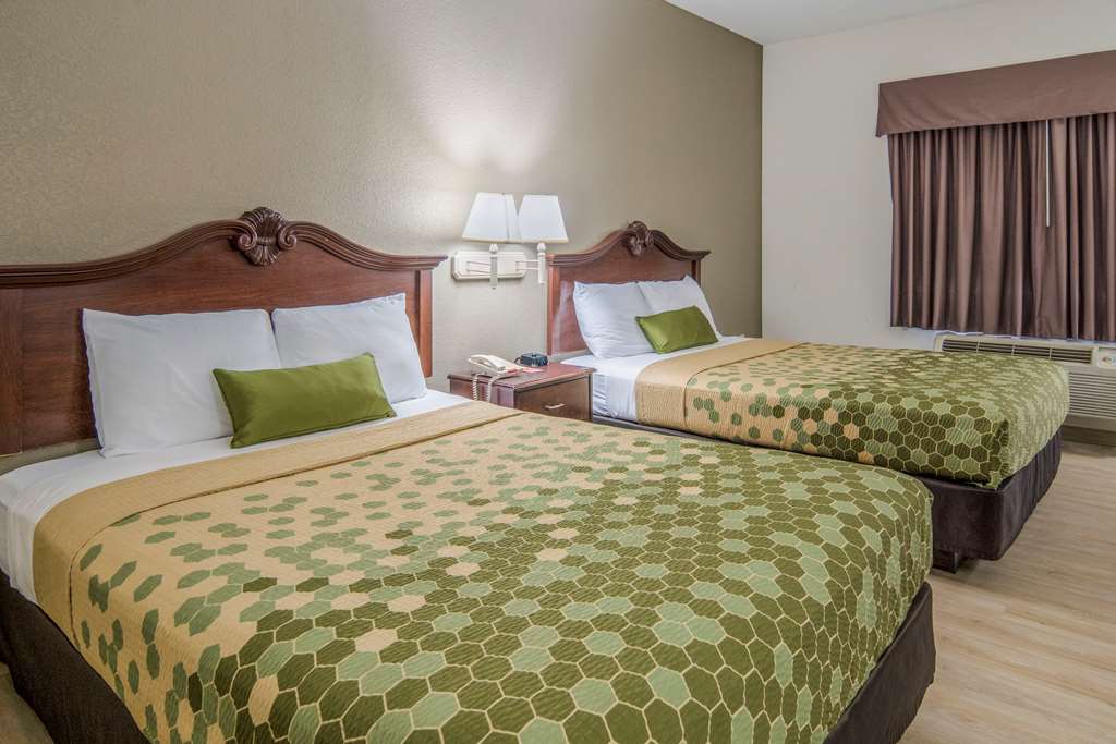 Econo Lodge Weatherford - photo 19