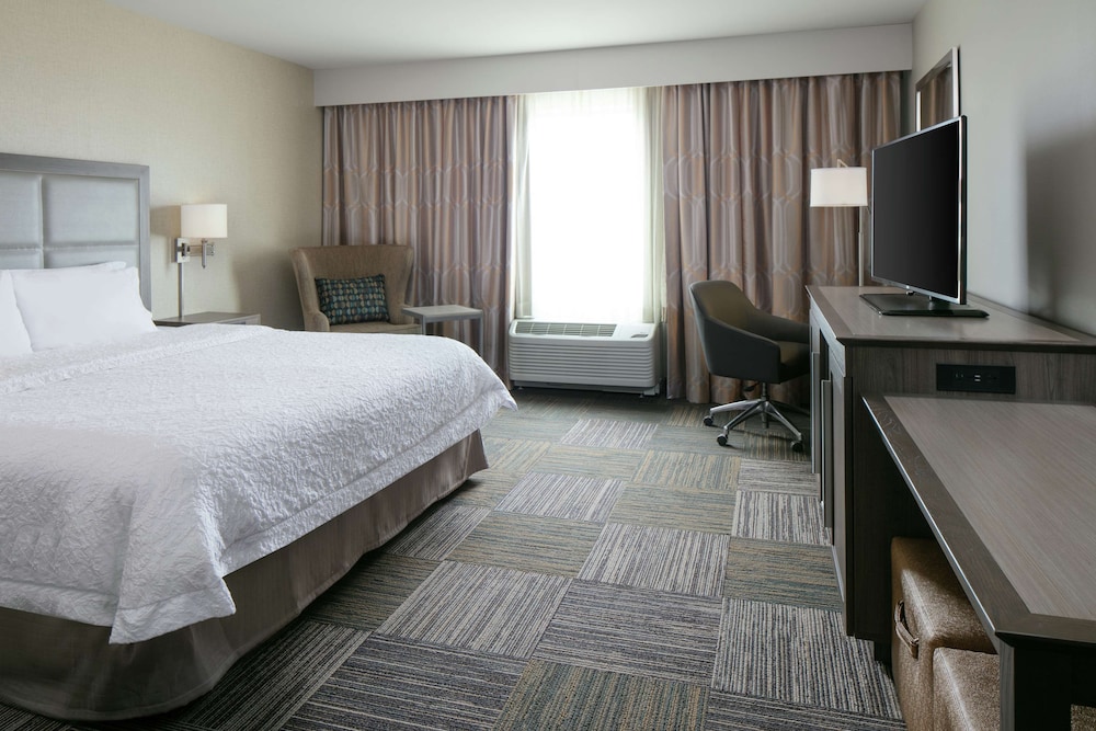 Hampton Inn & Suites Hudson - photo 7