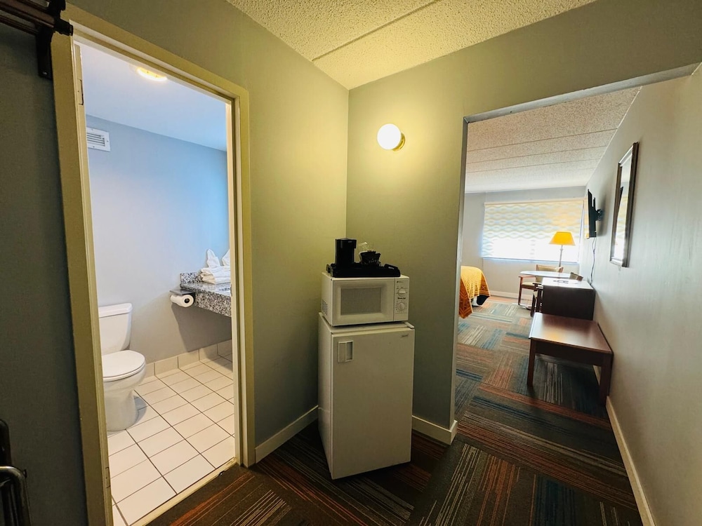 Mystic River Hotel & Suites Near Casinos - photo 12