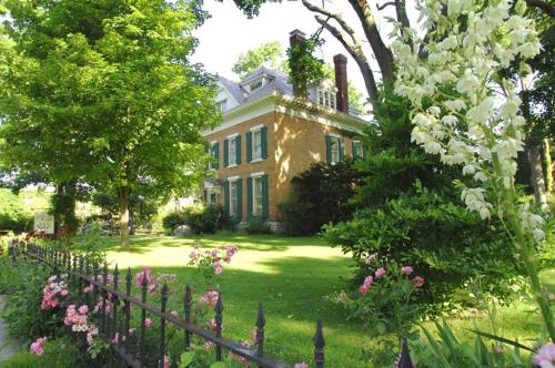 Historic Manor Overlooking Park in Bloomington, United States