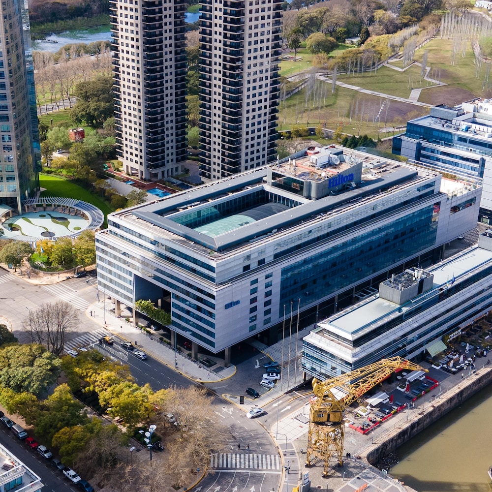 Hilton Buenos Aires — 5-Star Luxury Hotel in Buenos Aires, Argentina