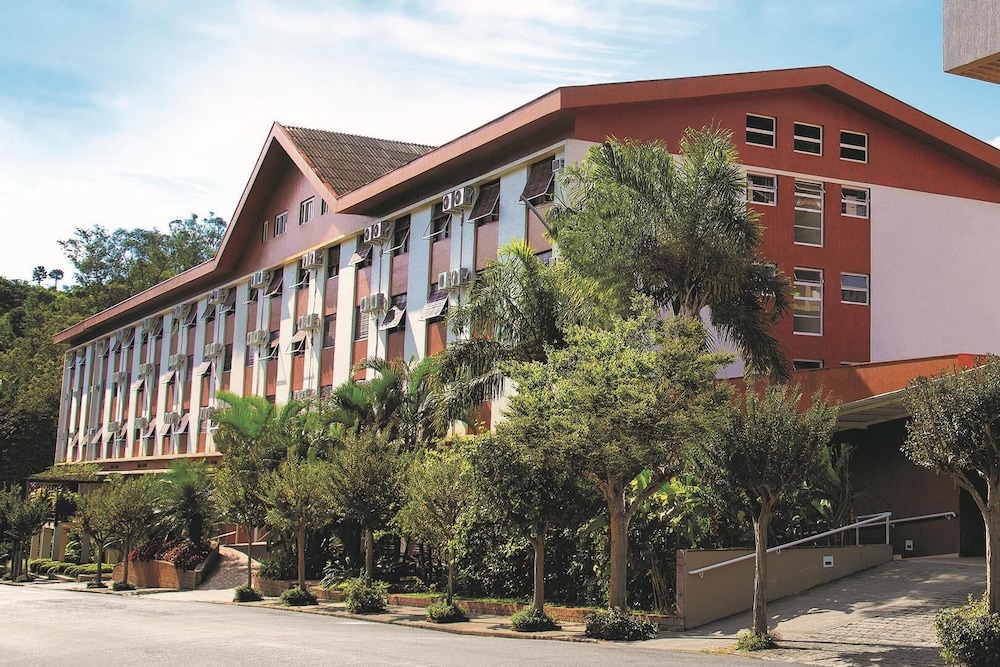 Hotel Majestic — hotel in Aguas De Lindoia