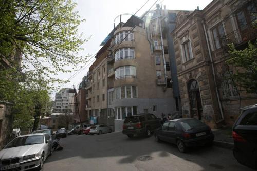 1BR apartment with balcony on Mtatsminda