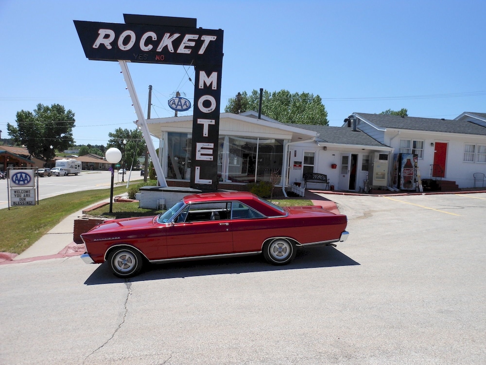 Rocket Motel - photo 50