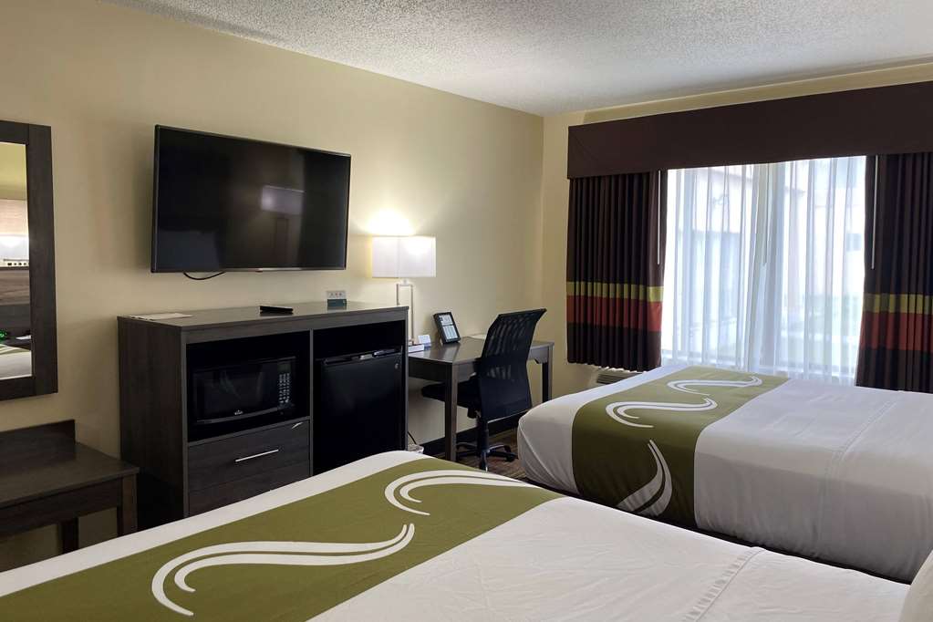 AmericInn by Wyndham Fort Atkinson - photo 6