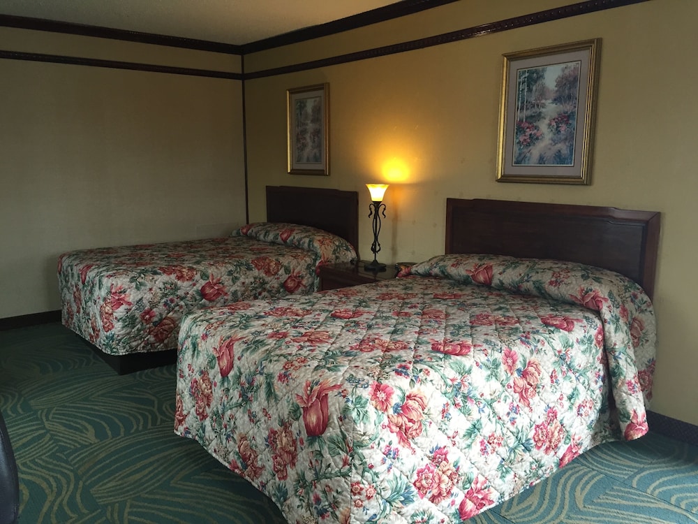 Track Turf Motel — Mount Laurel