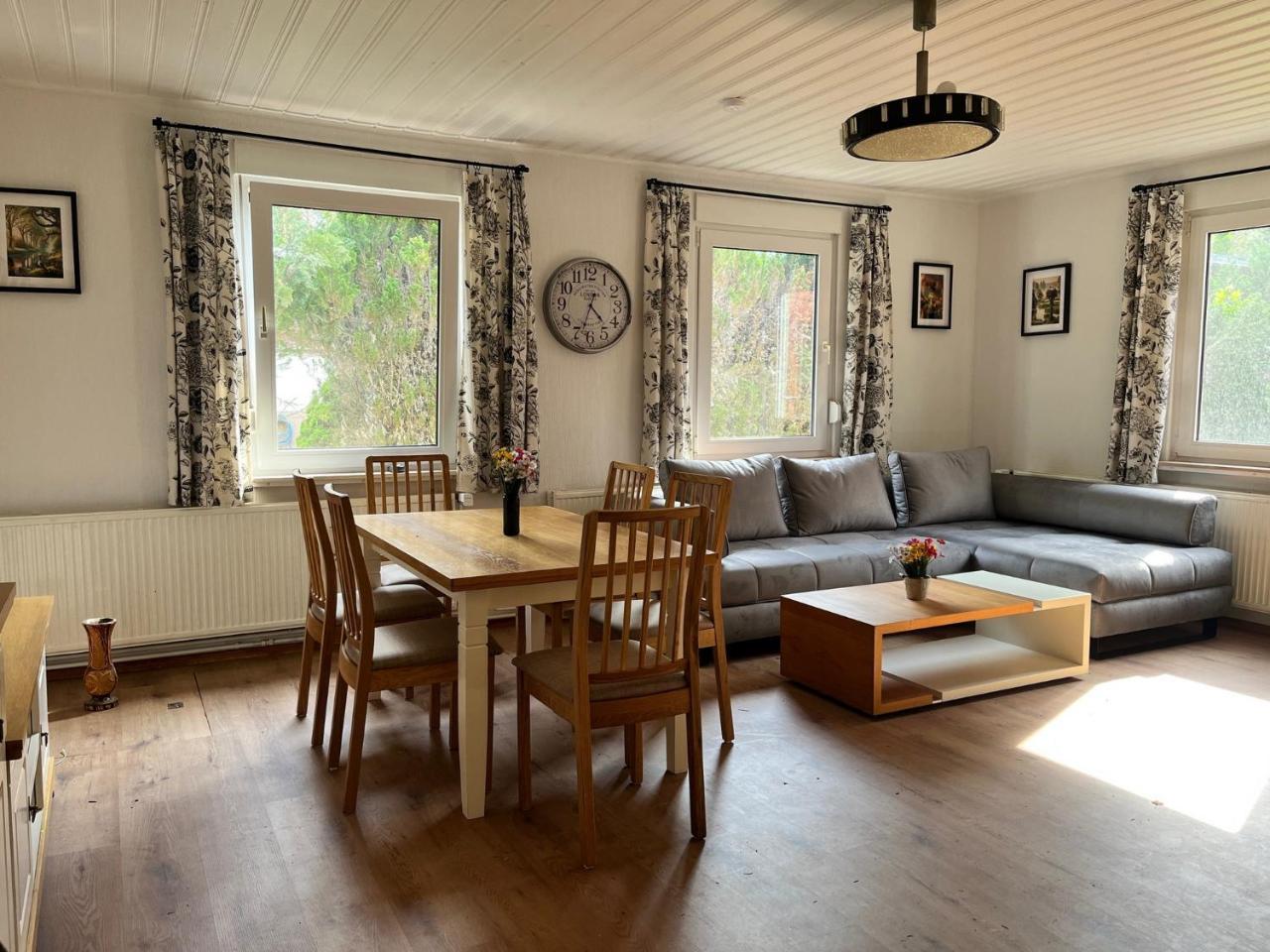 Ferienhaus Im Wald Am Briesener See — Neu Zauche