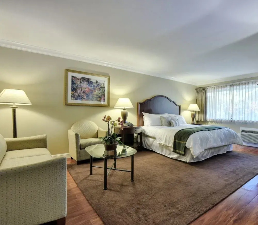 Stanford Terrace Inn - photo 17