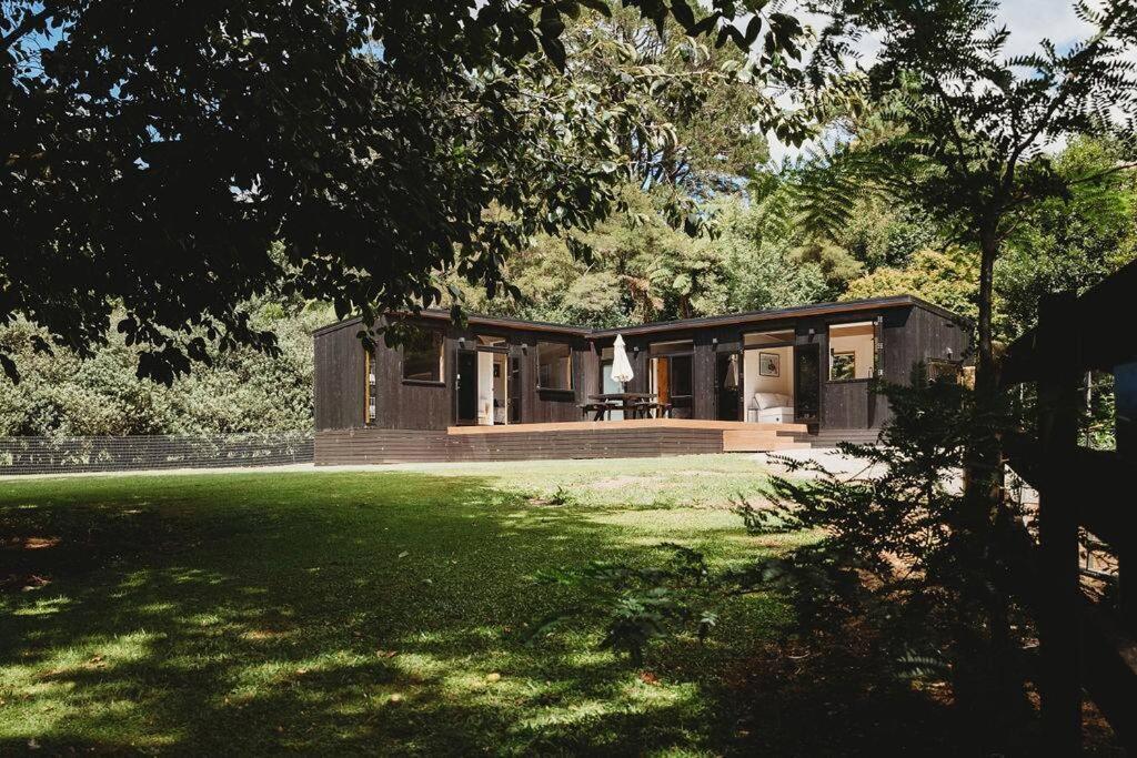 Beautiful Rural Retreat and Sapphire Springs Thermal Mineral Pools in Katikati, New Zealand