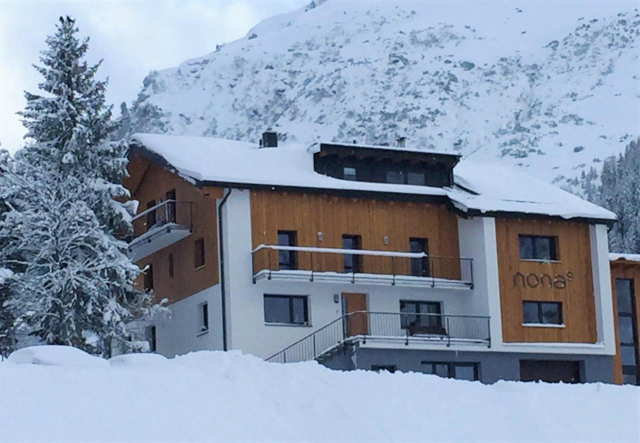 Nonas B&B — 4-Star Luxury Hotel in Galtuer, Austria