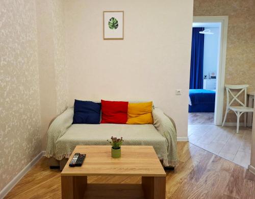 Cozy 1BR Apt near Metro Station on Saburtalo.