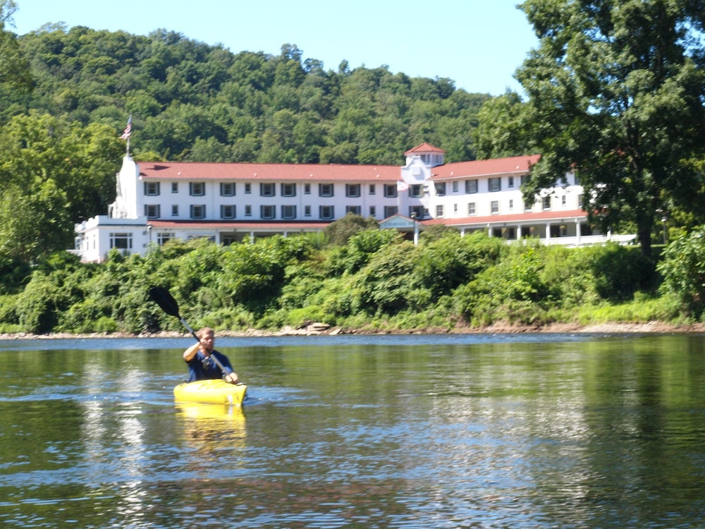 The Shawnee Inn and Golf Resort - photo 59