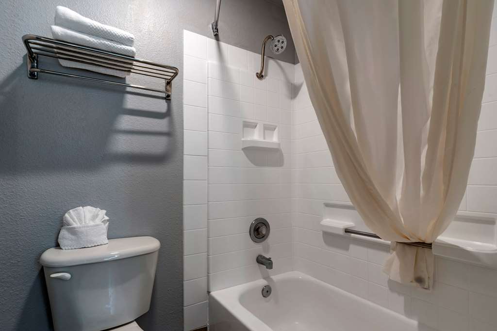 Quality Inn Madras - photo 30