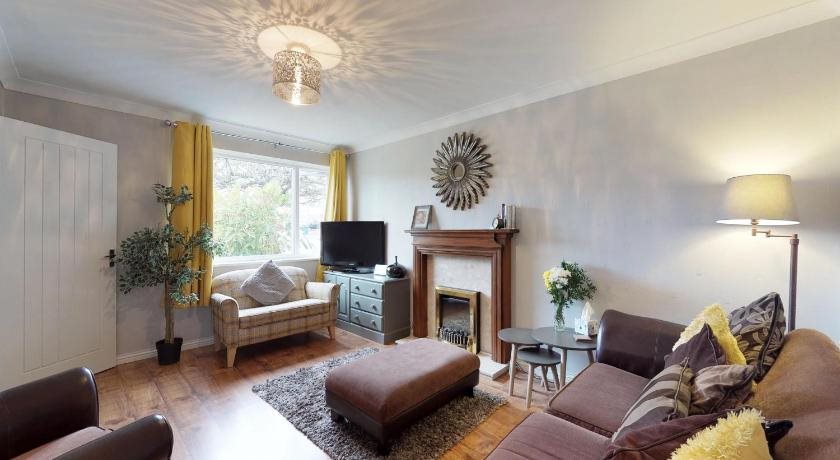 Abbey House — 4-Star Luxury Hotel in Towcester, United Kingdom