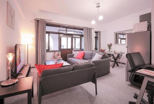 Modern 2 Bedroom Apartment Next to Metro Marousi — 4-Star Luxury Hotel in Athens, Greece