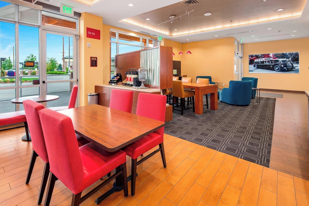 TownePlace Suites by Marriott Bellingham - photo 33