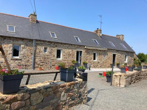 Ferme de Kervoas 14personnes — hotel in Lezardrieux