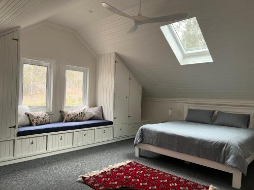 Summit House Armidale 2 or 4 Bedrooms — Armidale — photo 3