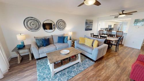 SeaCrest 503 by Holiday Isle Properties — 4-Star Luxury Hotel in Fort Walton Beach, United States