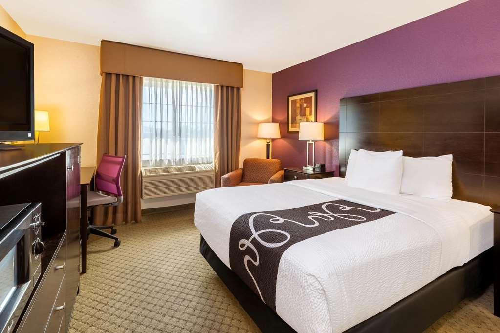 La Quinta Inn & Suites by Wyndham Spokane Valley - photo 15