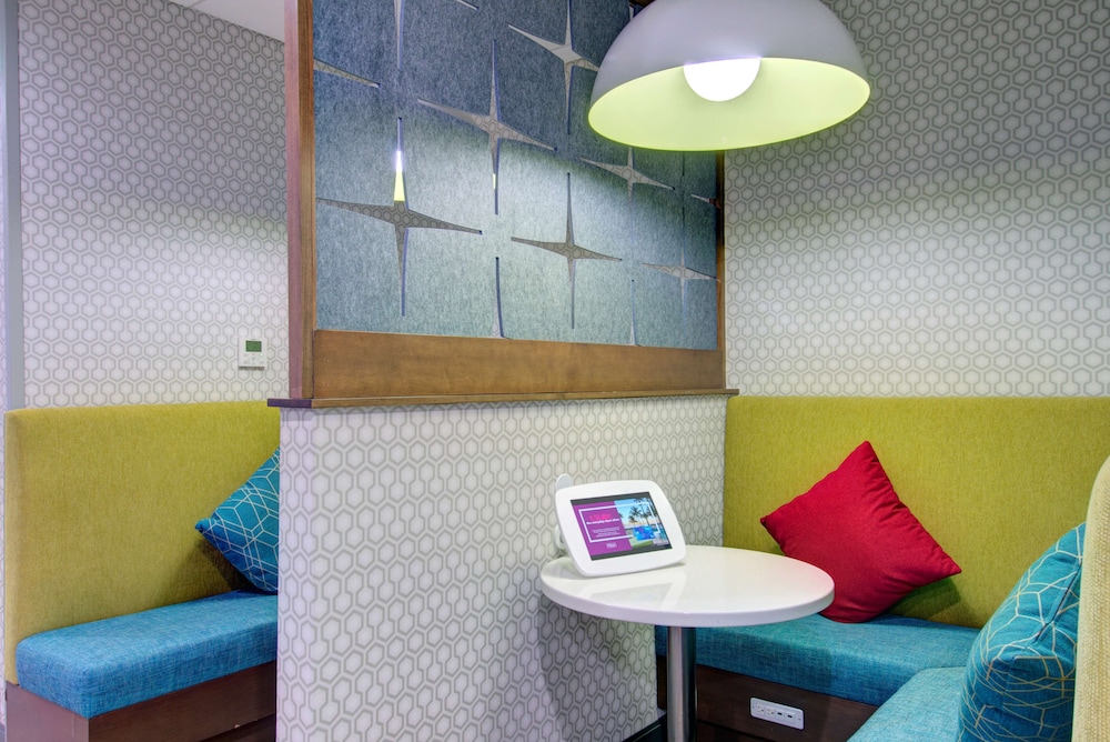 Hampton Inn & Suites Portland West - photo 88
