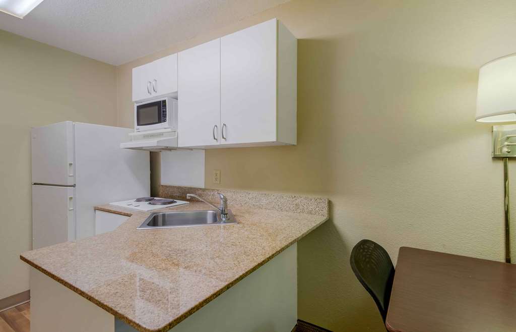 Extended Stay America Select Suites Atlanta Alpharetta Rock Mill Rd. - photo 20