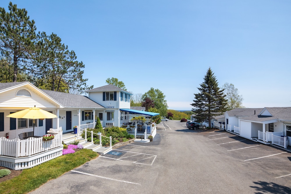 Glen Cove Inn & Suites Rockport — hotel in Rockport