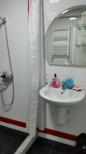 Guest House Ucha