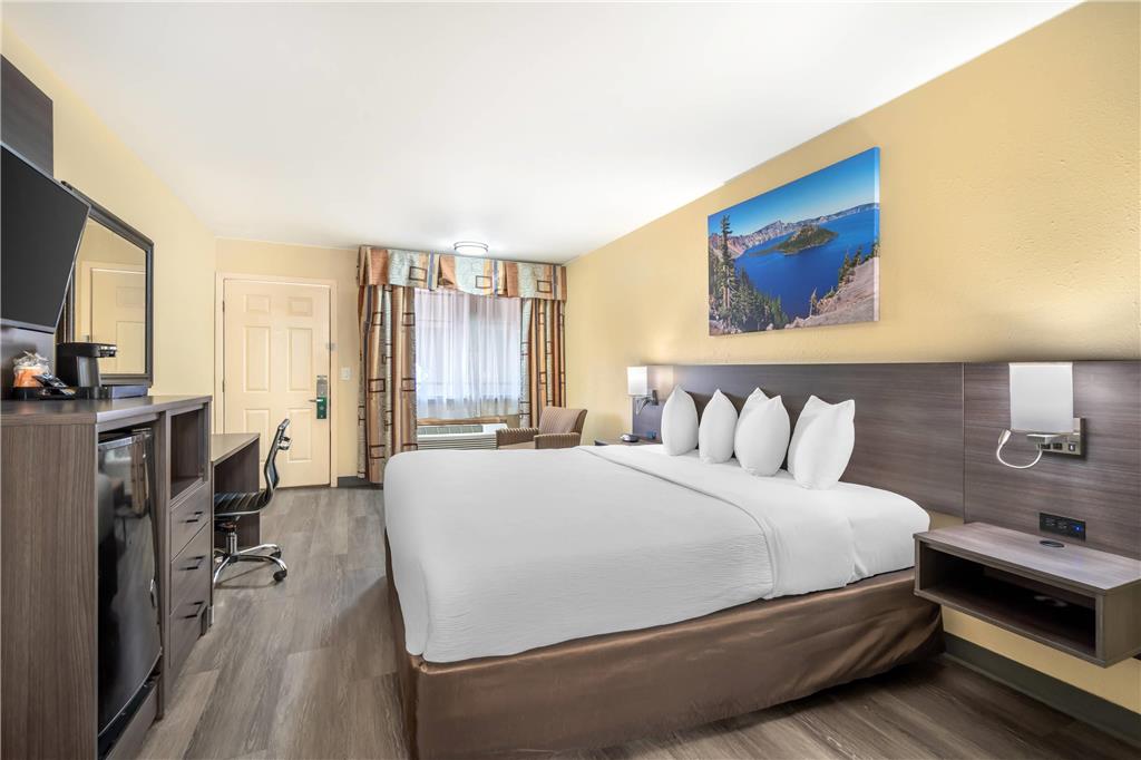 Quality Inn Klamath Falls Crater Lake Gateway - photo 18