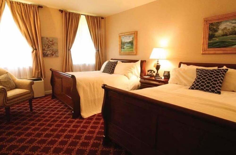 The Martha Washington Inn & Spa - photo 13