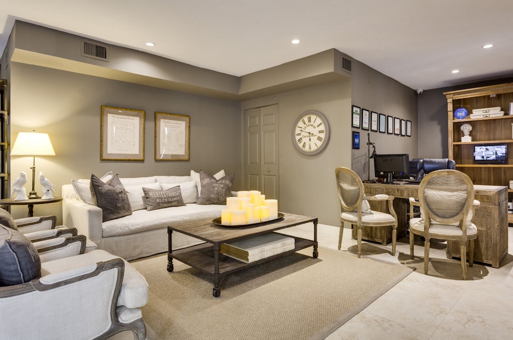 Sun Harbour Boutique Hotel - photo 2