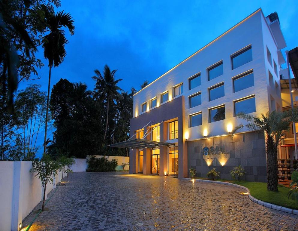 Hotel San in Kollam, India