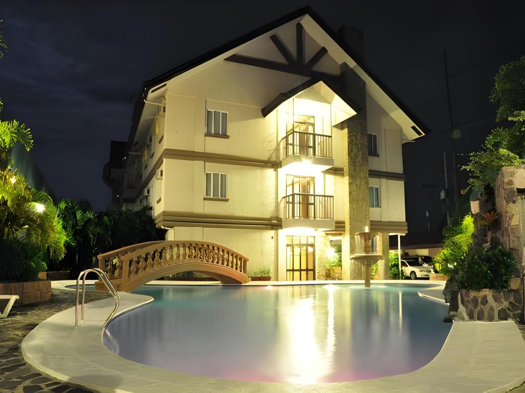 Chocolate and Berries Hotel — Baliuag — photo 3