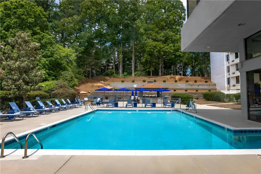 Sonesta Charlotte Lower South End - photo 26