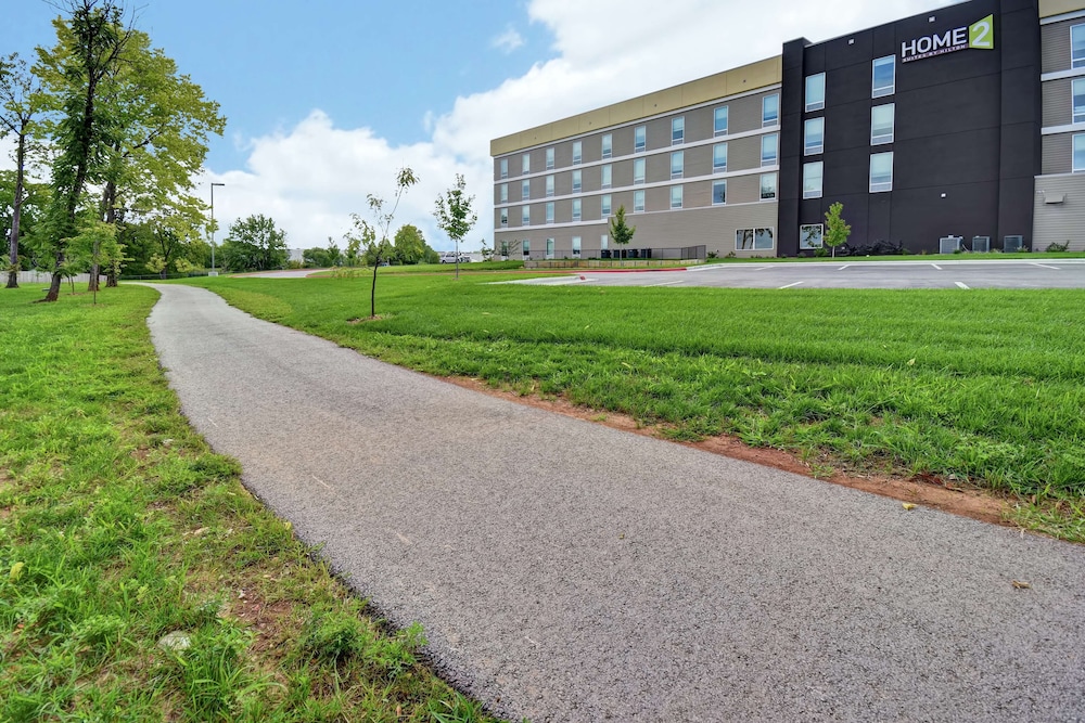 Home2 Suites by Hilton Springfield North - photo 44